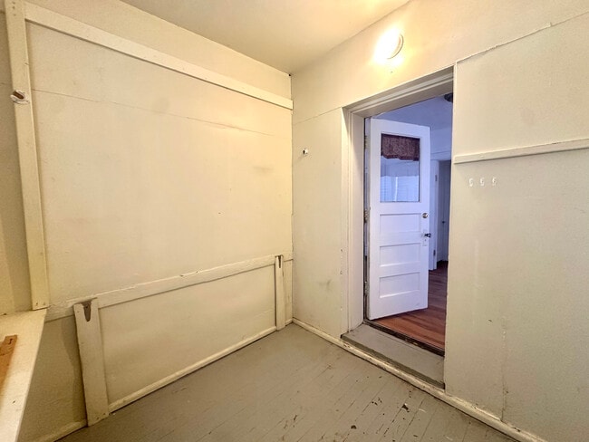 Photo - 3865 Alberta St Unit 1