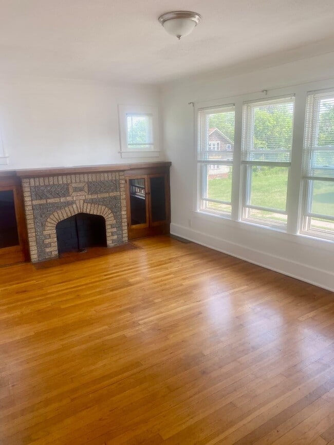 Photo - 14069 Saratoga Ave