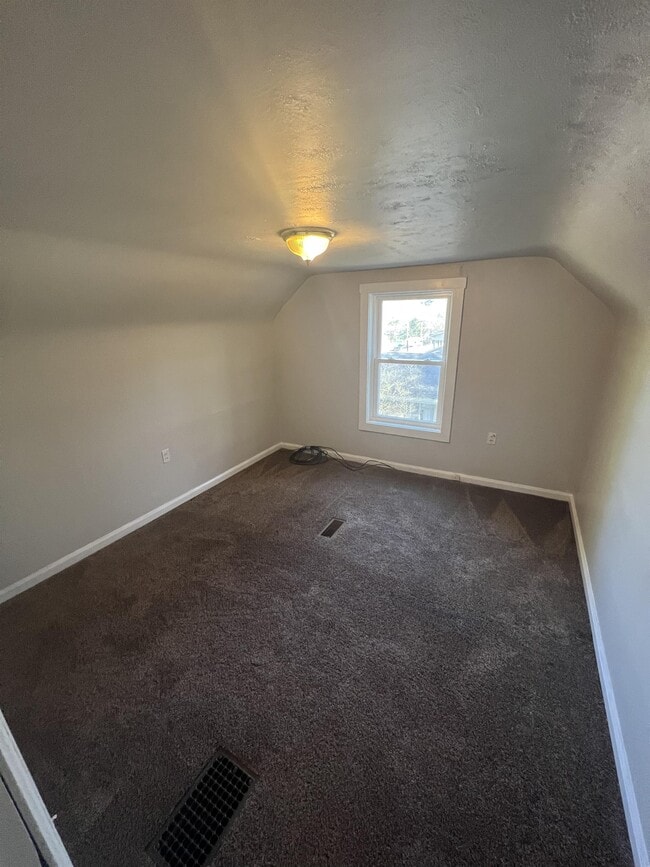 Photo - 1016 E Brookside Dr