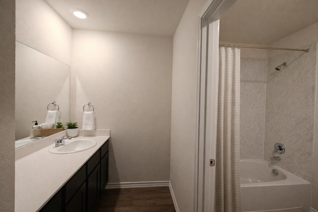 Photo - 1324 Stuarts Frst Dr