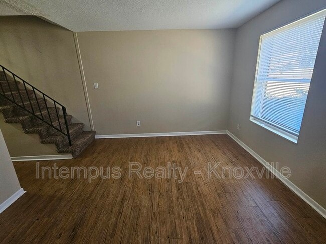 Photo - 2116 Belle Terra Rd