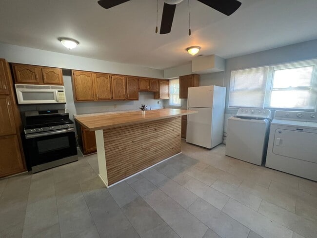 Photo - Pet Friendly 3 Bedroom 2 Bath