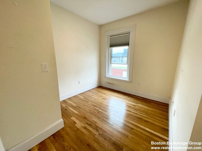 92 L St Unit 2