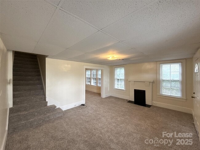 Photo - 203 W 3rd Ave