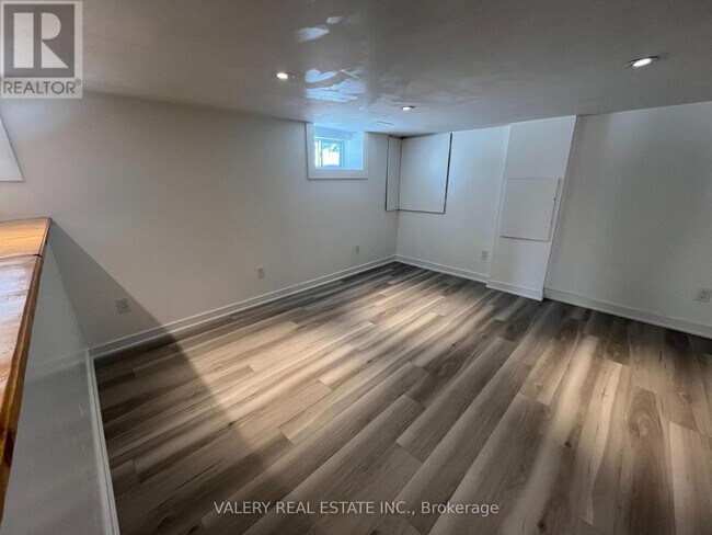 Photo - 17 Terrace Hill St