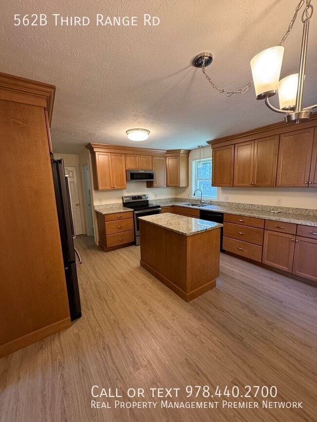 562B Third Range Rd-