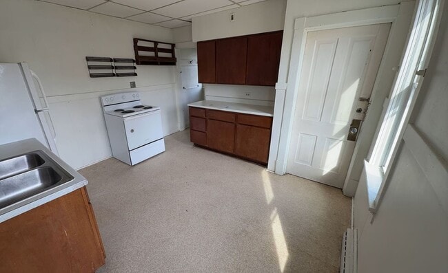 Photo - 111 N 3rd Ave Unit Lower