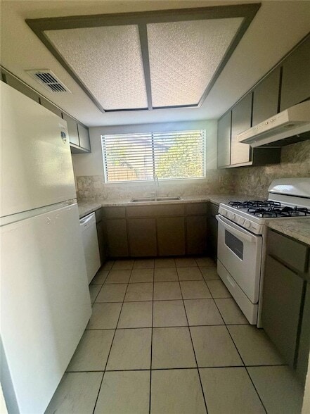 Photo - 8105 S 1st St Unit B
