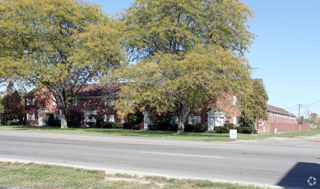 Charleston East Apartments - Charleston East Apartments