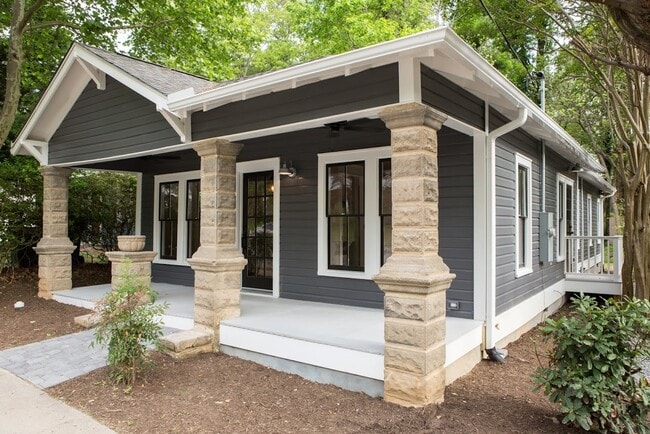 Photo - 2018 Englewood Ave