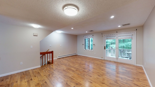 Photo - 84 Songbird Ln