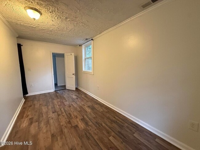 Photo - 235 N Pecan St