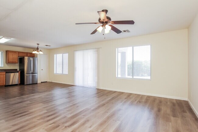 Photo - 6732 N 130th Ave