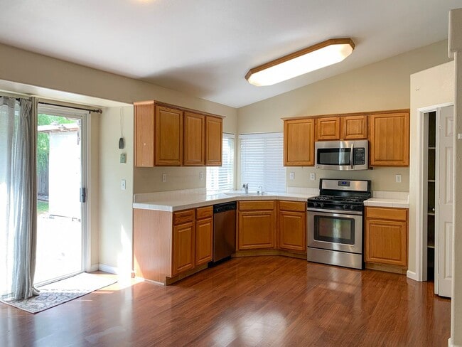 Photo - 4 Bedroom Home in Hollister