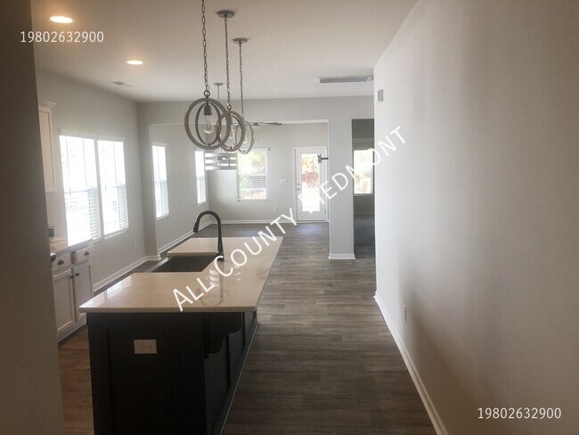 Photo - 1144 Streamside Ln