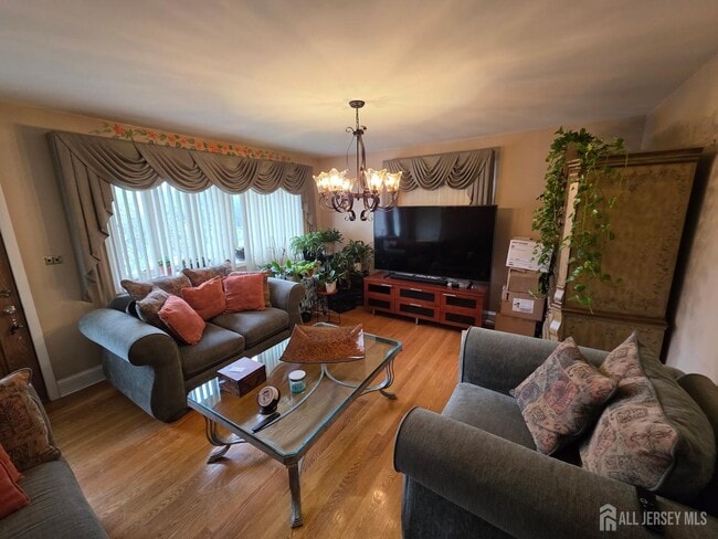 2013 Ingalls Ave