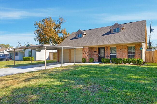 Photo - 5818 Chinaberry Dr