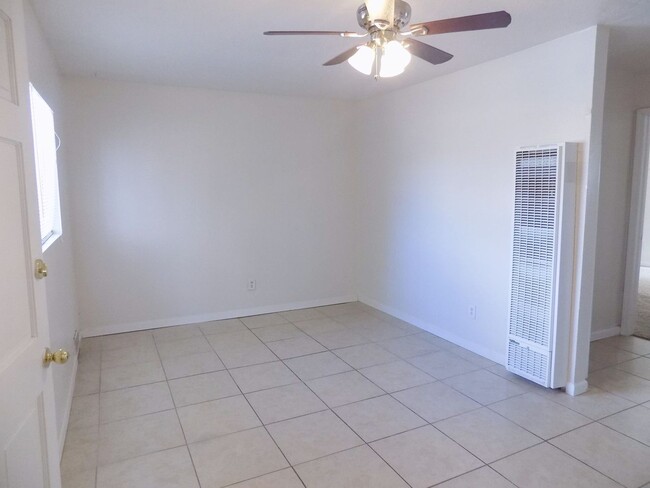 Photo - 560 Estancia Dr NW Unit B