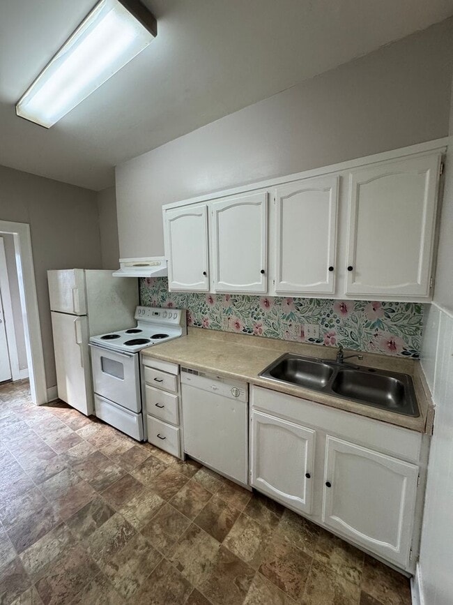 Photo - Cute 1 Bedroom Highland Apartment