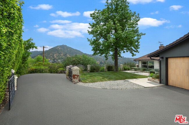 Building Photo - 1741 Golf Club Dr Rental
