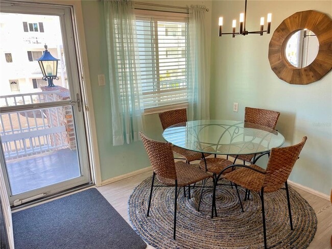 Photo - 1625 Leisure Dr Unit C26