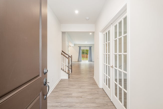 Photo - 971 Fancher Ln