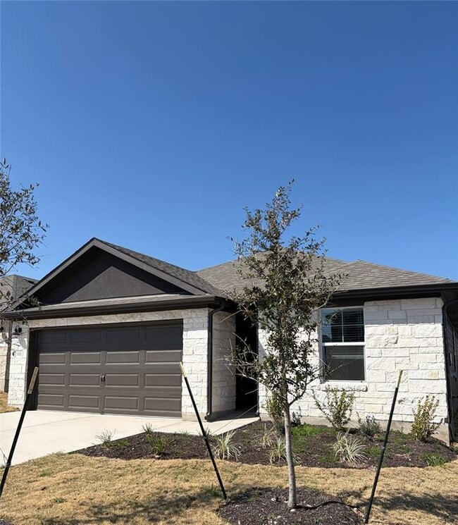 Photo - 440 El Capitan Lp