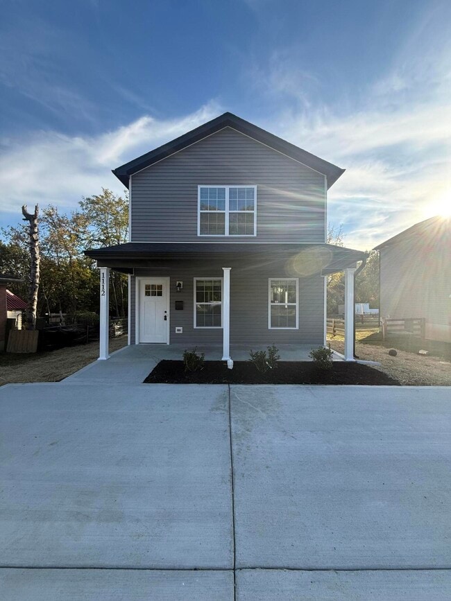 Building Photo - 1112 Race St