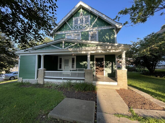 Photo - 424 S Fess Ave