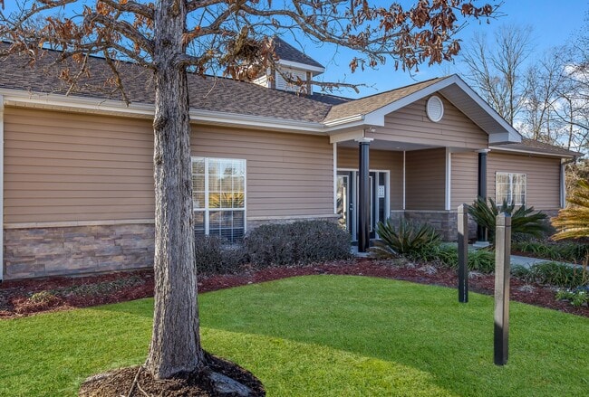 Park Pines Apartments