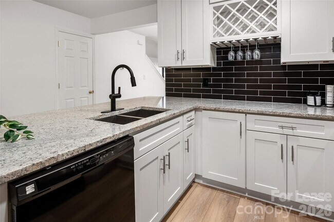 Photo - 10943 Carmel Crossing Rd