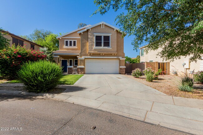 4324 E Windsor Ct