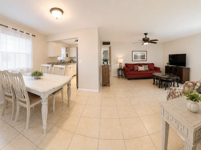 Building Photo - 116 Tuscany B Unit 116