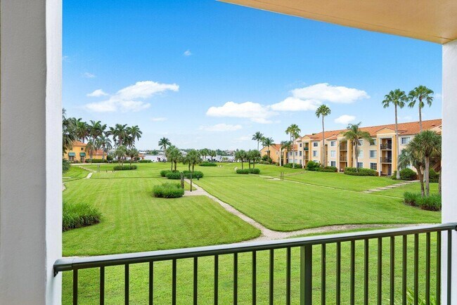 Photo - 135 Yacht Club Way Unit 206