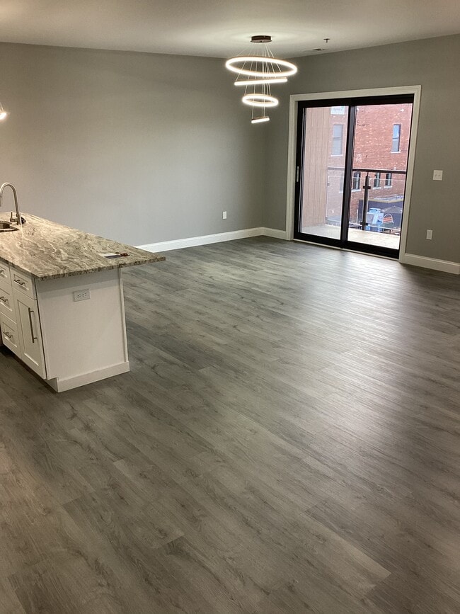 Photo - 318 Grand River Ave Casa Adosada