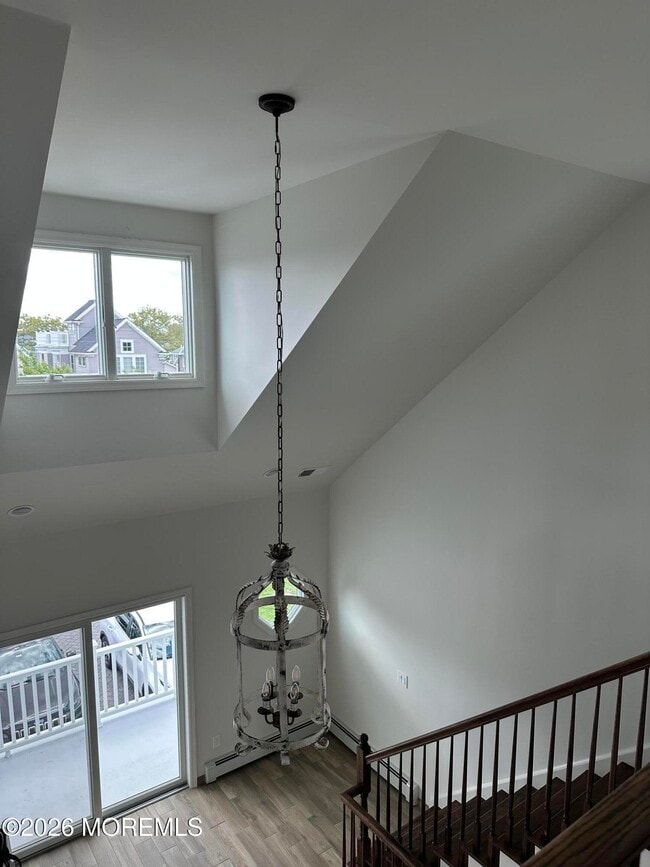 Photo - 208 16th Ave