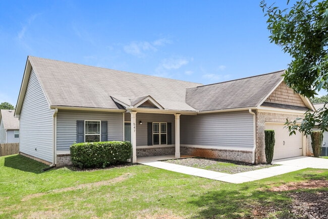 Photo - 547 Joneus Dr
