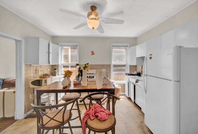 Photo - 2018 Pratt Ct Unit 2025-2026 Lease