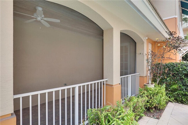 Photo - 180 NE 6th Ave