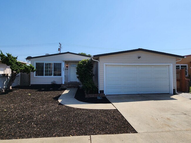 Photo - Delightful Shoreview 3 bedroom 2 bath home