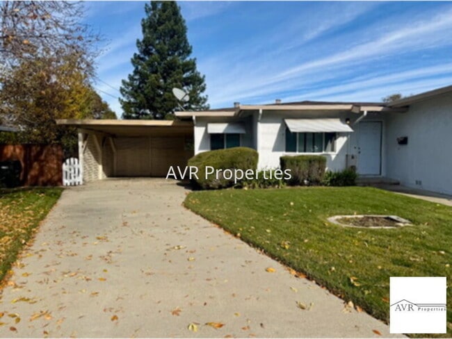 Photo - Cute duplex near downtown with new paint and carpets
