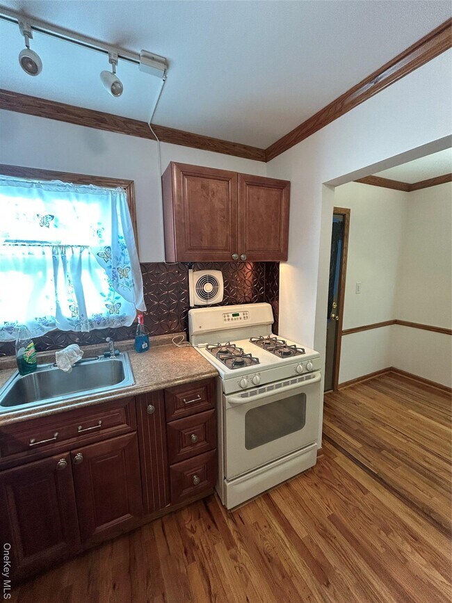 Photo - 420 Pennsylvania Ave