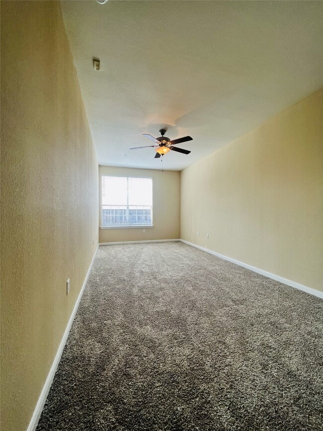 Photo - 7575 Kirby Dr Unit 2405