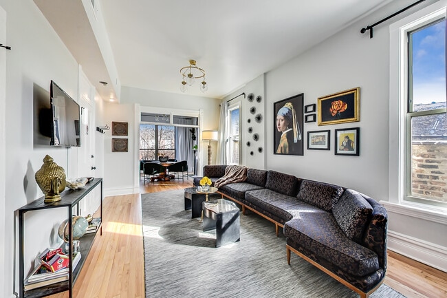 Photo - 850 S Loomis St Apartments Unit 3f