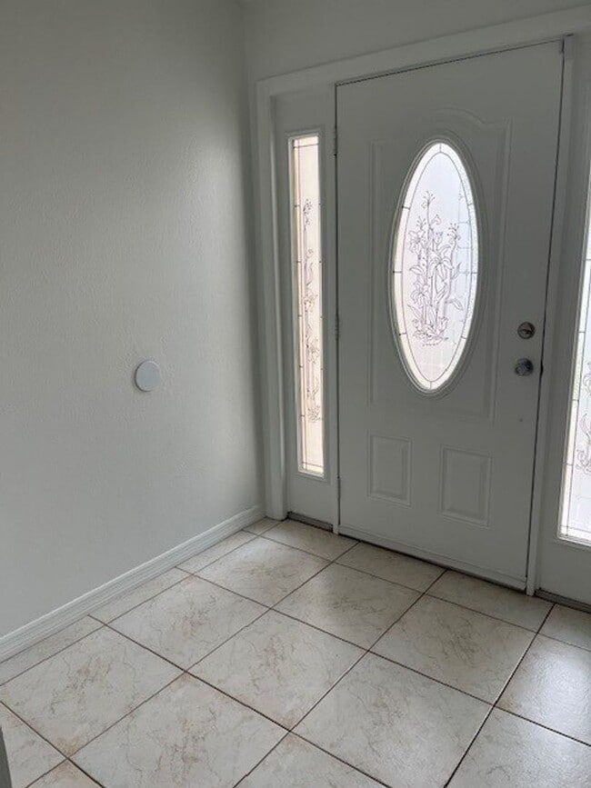 Photo - ***4 Bed 3.5 Bath in Tuscawilla!***