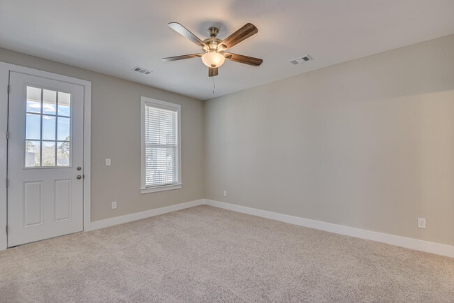 Photo - 4045 Evans to Locks Rd