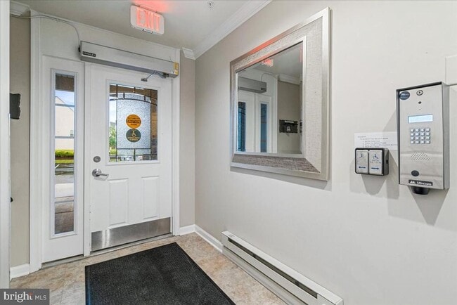 Photo - 6501 Walcott Ln Unit 301