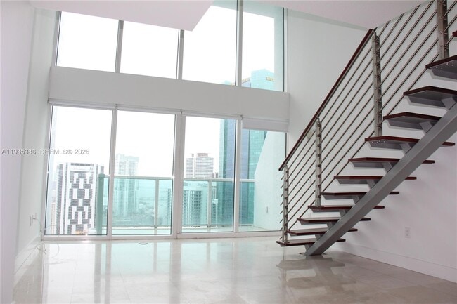 Photo - 41 SE 5th St Unidad 2203