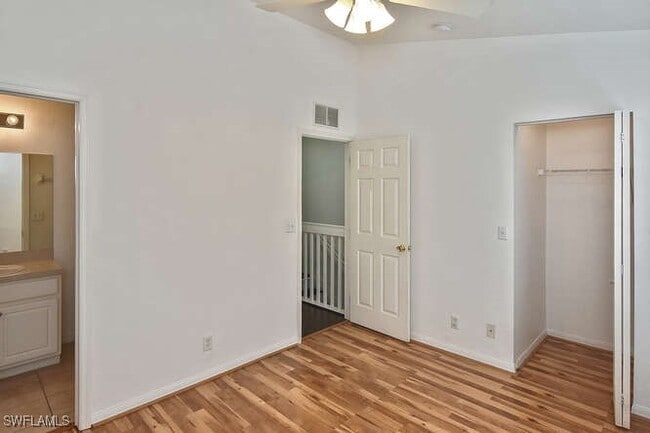 Building Photo - 10100 Poppy Hill Dr Rental