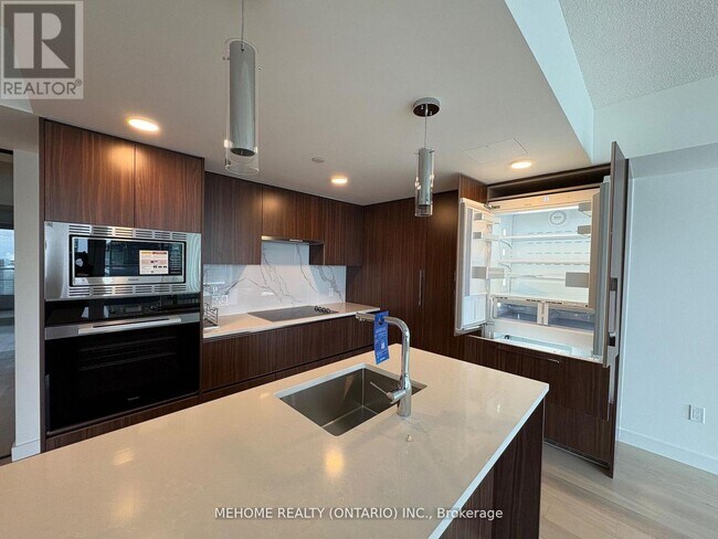 Photo - 3 Concord Cityplace Wy Unit 6705